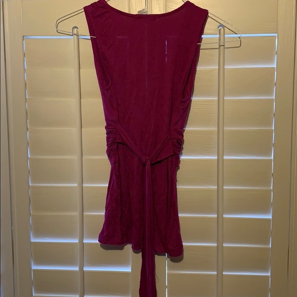 Top - Picture 2 of 2